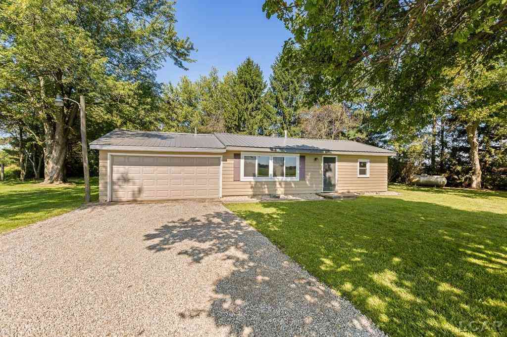 Homes For Sale - 7010 Elliot Highway <br/> Lenawee County, Sand Creek, MI 49279