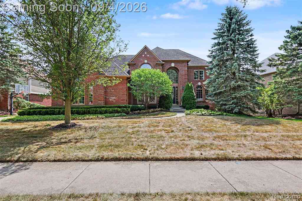 Homes For Sale - 24034 Broadmoor Park Lane <br/> Oakland County, Novi, MI 48374