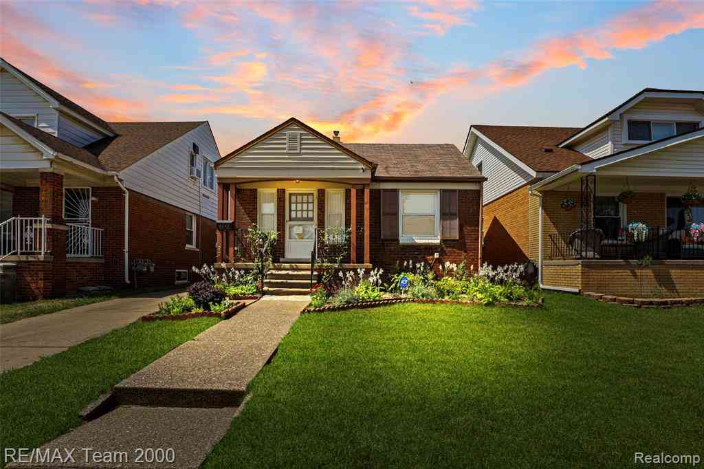 Homes For Sale - 6847 Middlepointe Street <br/> Dearborn, MI 48126