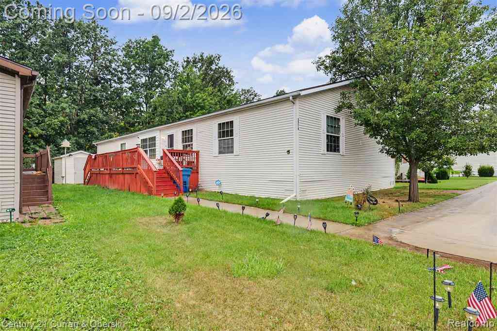 Homes For Sale - 24519 Manchester  <br/> Flat Rock, MI 48134
