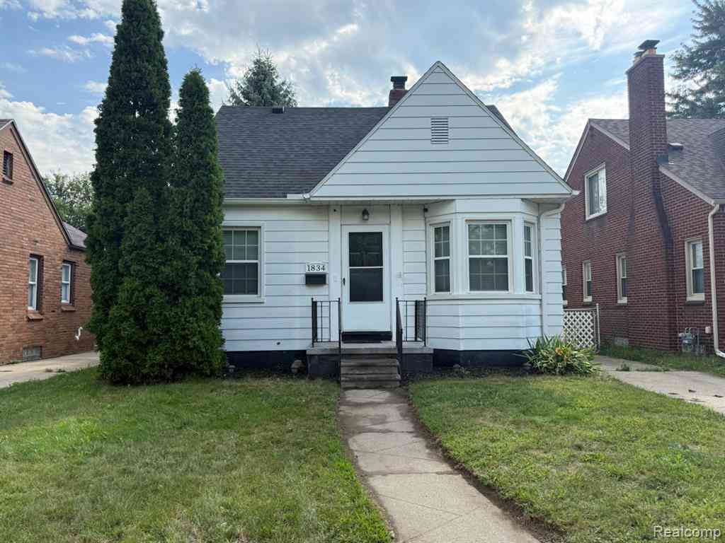 Homes For Rent - 1834 N Mildred Street <br/> Dearborn, MI 48128