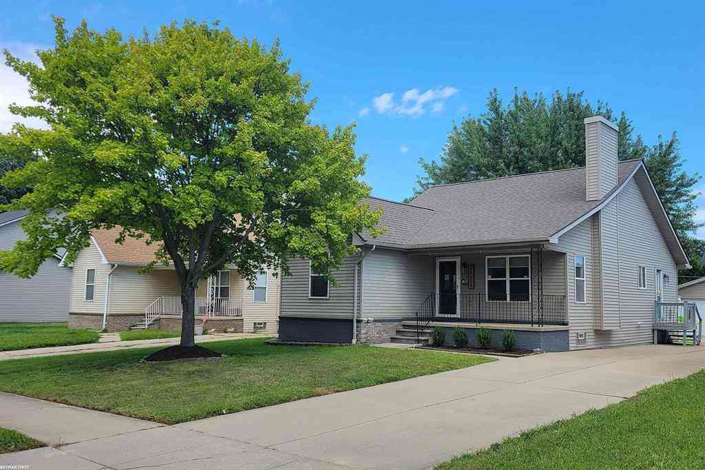 Homes For Sale - 34404 Maynard Street <br/> Clinton Township, MI 48035