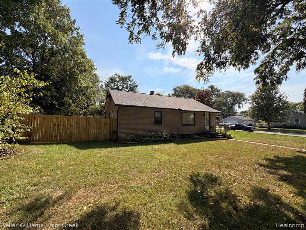 Homes For Sale - 413 N Turrill Avenue <br/> Lapeer County, Lapeer, MI 48446