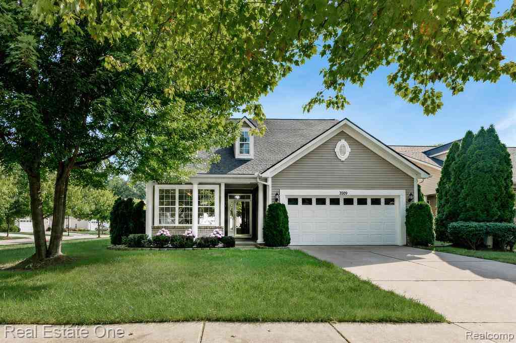 Condo For Sale - 3509 Riverside Drive <br/> Auburn Hills, MI 48326