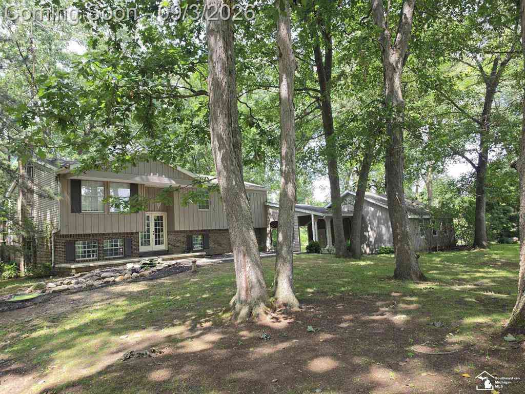 Homes For Sale - 11589 Brookshire Drive <br/> Monroe County, Temperance, MI 48182