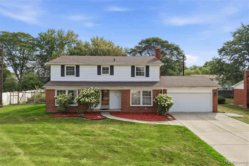 Homes For Sale - 25362 Lyncastle Street <br/> Farmington Hills, MI 48336
