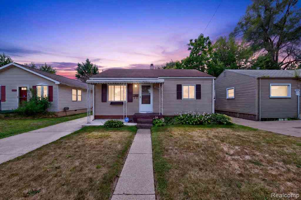 Homes For Sale - 12452 Sidonie Avenue E E<br/> Warren, MI 48089