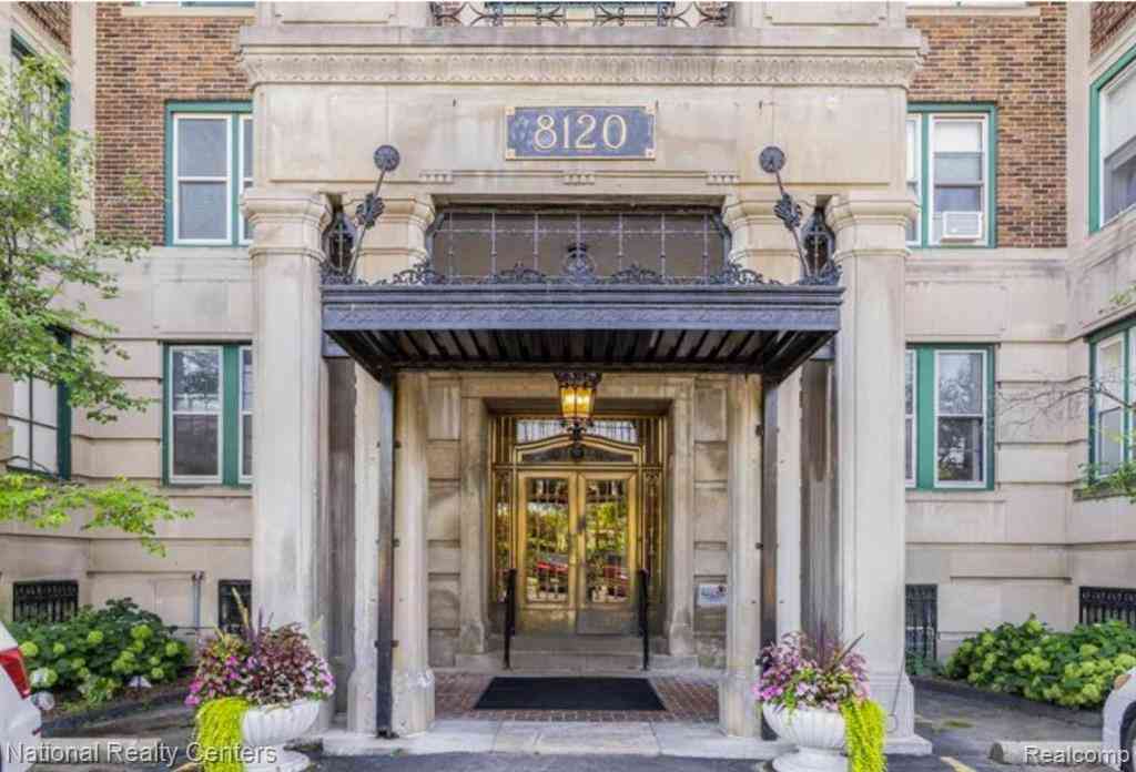 Condo For Sale - 8120 E Jefferson Avenue  #5K<br/> Wayne County, Detroit, MI 48214