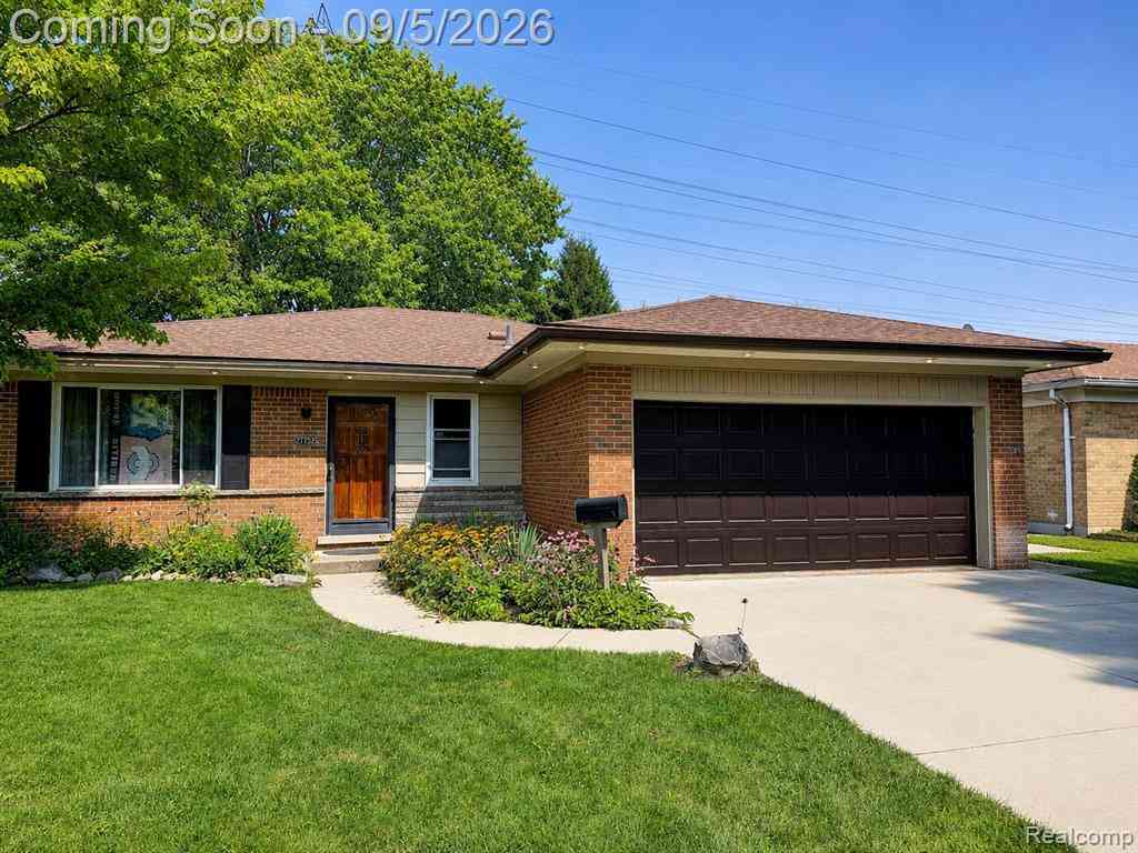 Homes For Sale - 27752 Palomino Drive <br/> Warren, MI 48093
