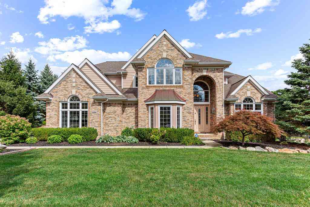 Homes For Sale - 22390 Diamond Court <br/> Oakland County, Farmington Hills, MI 48335