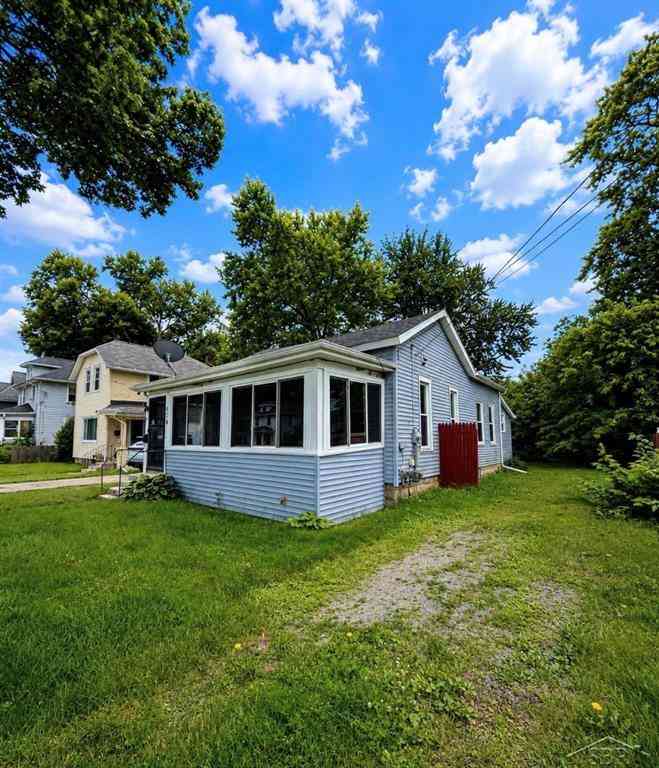 Homes For Sale - 510 Fifth Street <br/> Jackson, MI 49203