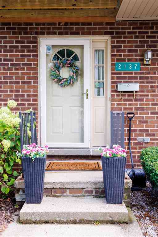 Condo For Sale - 2137 Village West Drive S S<br/> Lapeer County, Lapeer, MI 48446