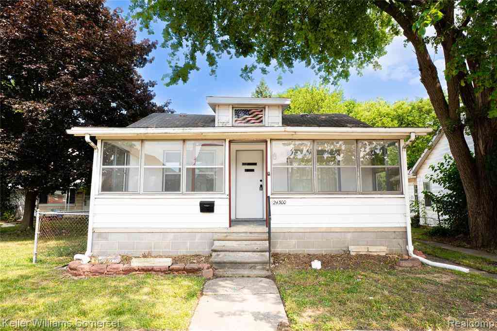 Homes For Sale - 24300 Melrose Avenue <br/> Macomb County, Eastpointe, MI 48021