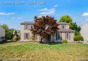 Homes For Sale - 37921 W Meadowhill Drive <br/> Oakland County, Northville, MI 48167
