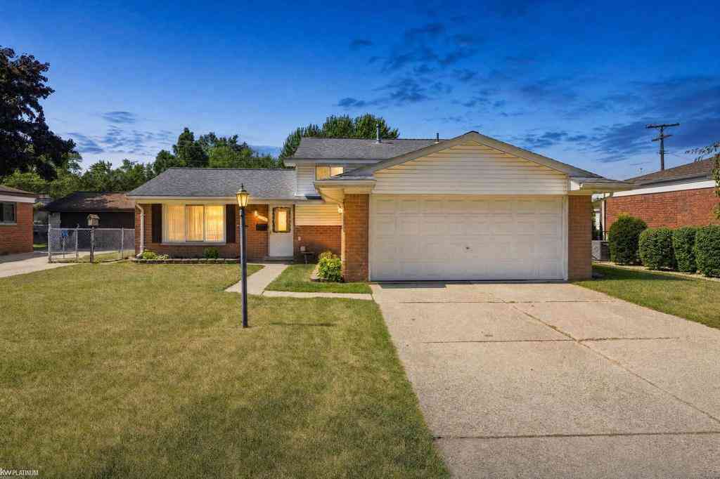 Homes For Sale - 39159 Muriel Drive <br/> Sterling Heights, MI 48313