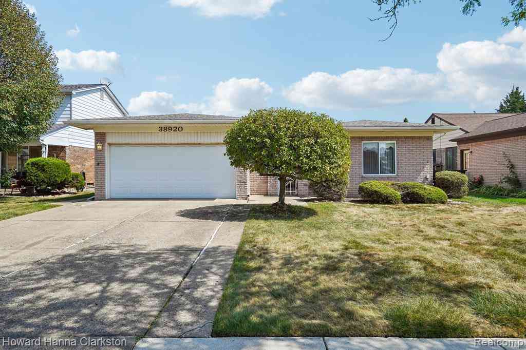 Homes For Sale - 38920 Lowell Court <br/> Sterling Heights, MI 48310