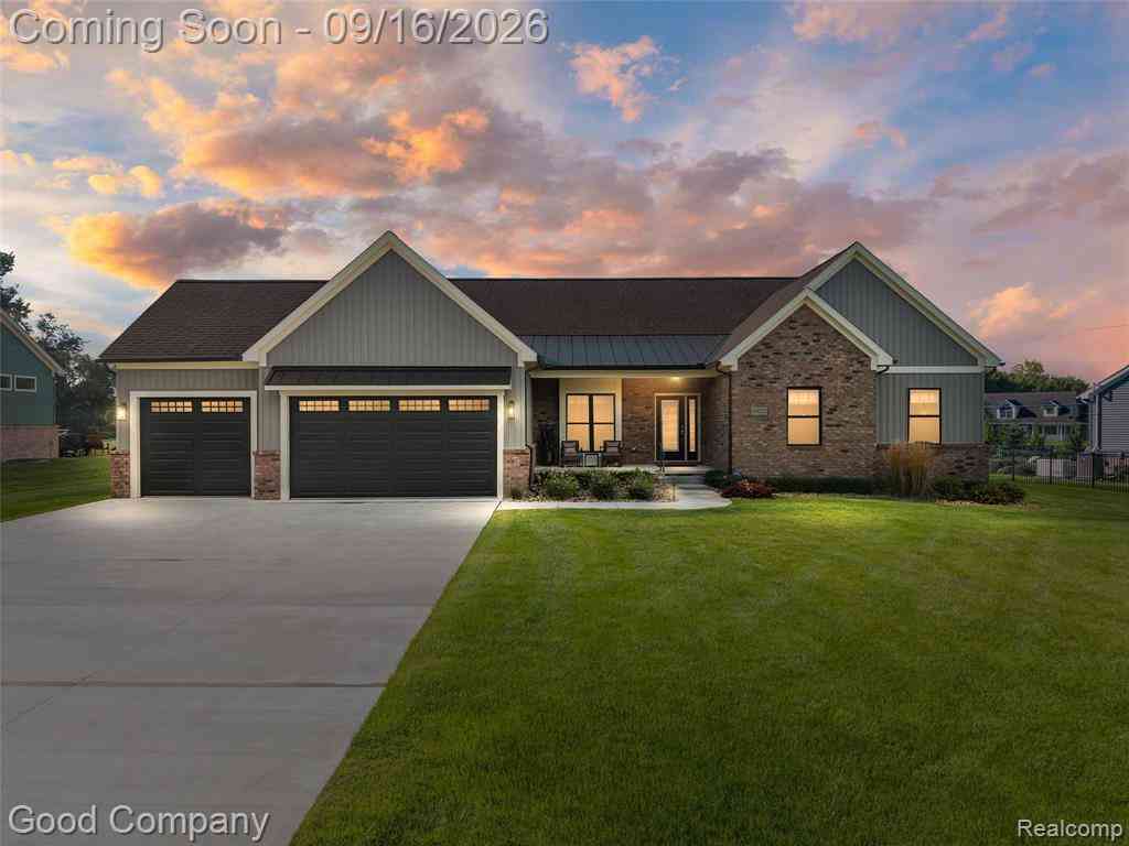 Homes For Sale - 10022 Quarry Ridge Road <br/> Clarkston, MI 48346