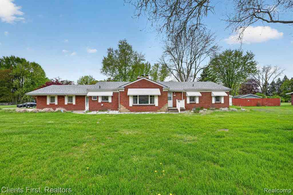 Homes For Sale - 11000 Clinton River Road <br/> Sterling Heights, MI 48314