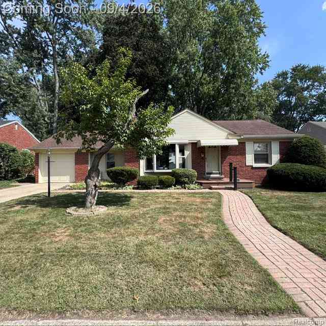 Homes For Sale - 23136 Lilac Street <br/> Oakland County, Farmington, MI 48336