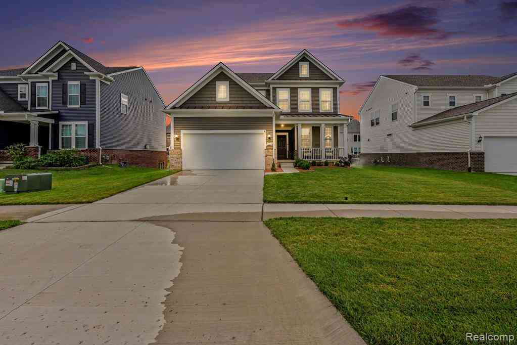 Homes For Sale - 842 Ford Mill Drive <br/> Saline, MI 48176