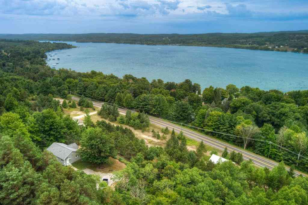 Homes For Sale - 2503 S Lake Leelanau Drive <br/> Leelanau County, Lake Leelanau, MI 49653