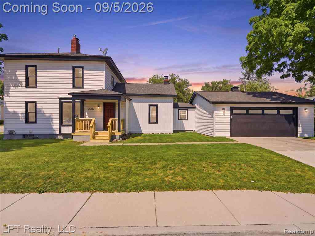 Homes For Sale - 302 N 2nd Street <br/> Brighton, MI 48116