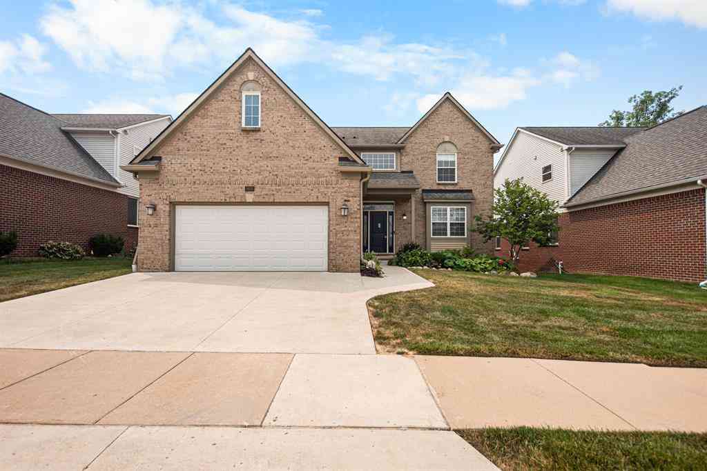 Homes For Sale - 2608 Nadia Court <br/> Ann Arbor, MI 48105