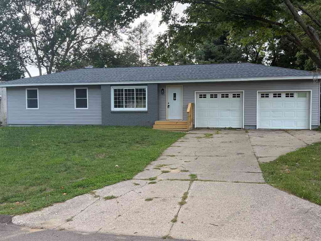 Homes For Sale - 722 Knollwood Drive <br/> Battle Creek, MI 49015