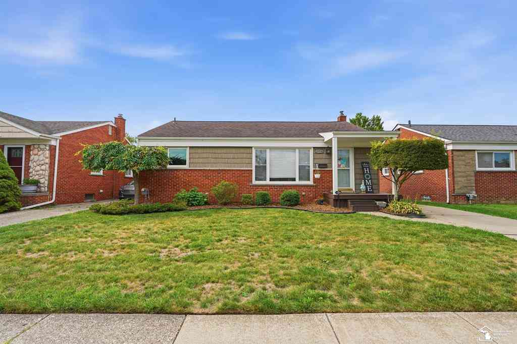 Homes For Sale - 20216 Gaukler Street <br/> Saint Clair Shores, MI 48080