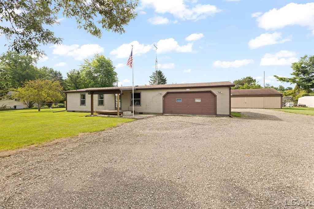 Homes For Sale - 3845 Spielman Road <br/> Lenawee County, Adrian, MI 49221