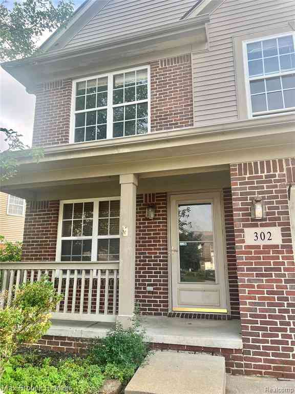 Homes For Sale - 302 Summerfield Drive <br/> Westland, MI 48185