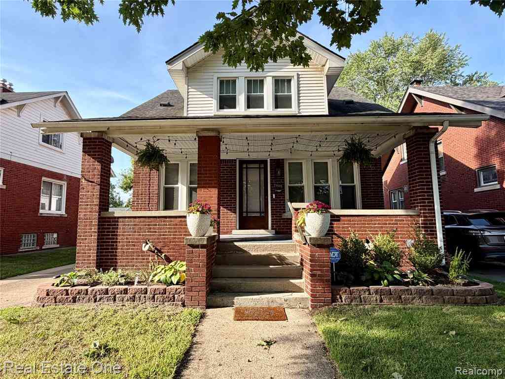 Homes For Sale - 21515 Tenny Street <br/> Dearborn, MI 48124