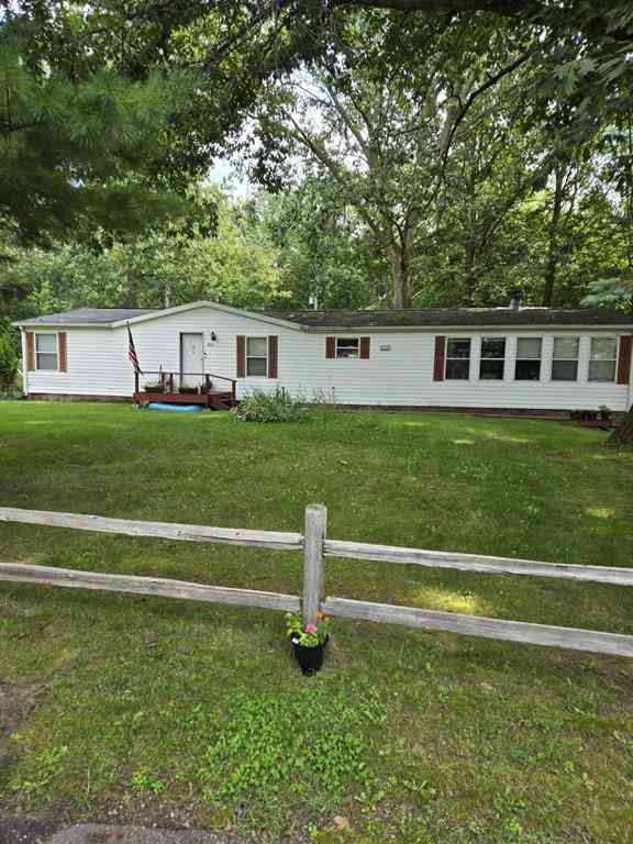 Homes For Sale - 2625 Sanford Drive <br/> Hillsdale County, Hillsdale, MI 49242