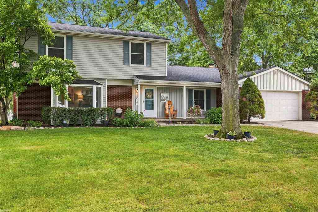 Homes For Sale - 36724 Nantucket Court <br/> Clinton Township, MI 48035