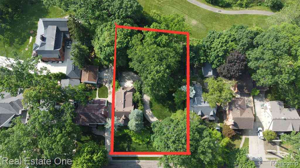Homes For Sale - 939 S Highland Street <br/> Dearborn, MI 48124