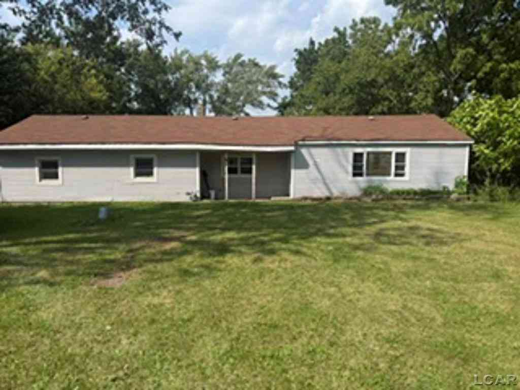 Homes For Sale - 2764 Drexel Boulevard <br/> Lenawee County, Adrian, MI 49221