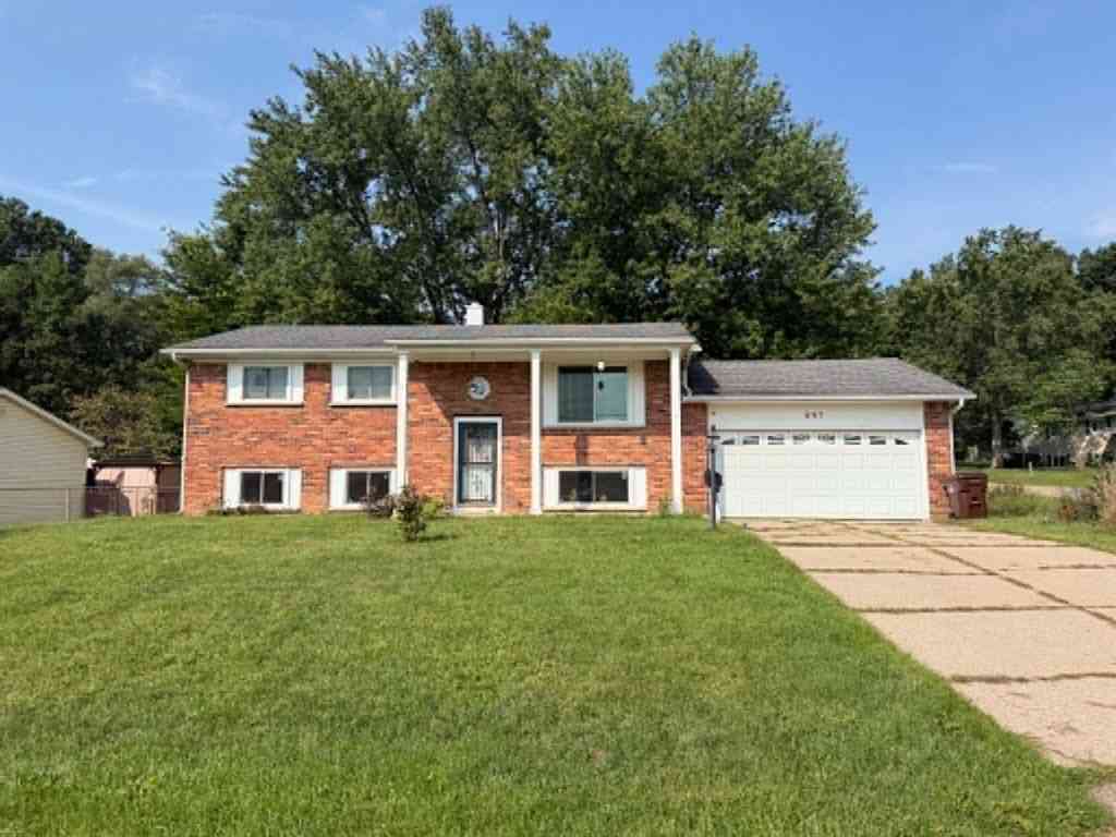Homes For Sale - 897 N Washington Avenue N N<br/> Battle Creek, MI 49037
