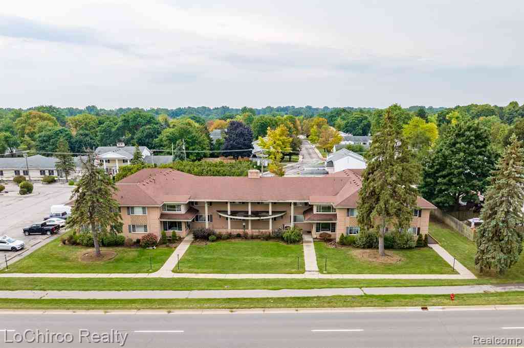 Condo For Sale - 2377 Walton Boulevard  #17<br/> Oakland County, Rochester, MI 48309
