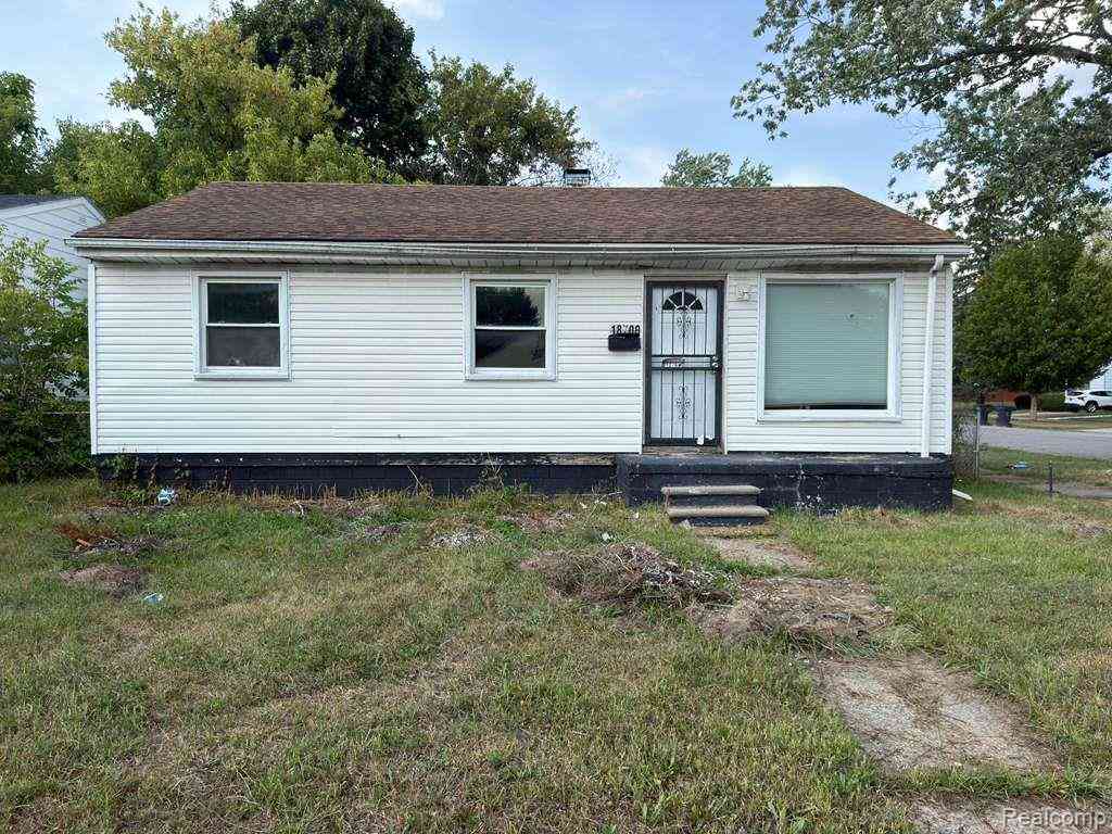 Homes For Sale - 18700 Tireman Street <br/> Detroit, MI 48228
