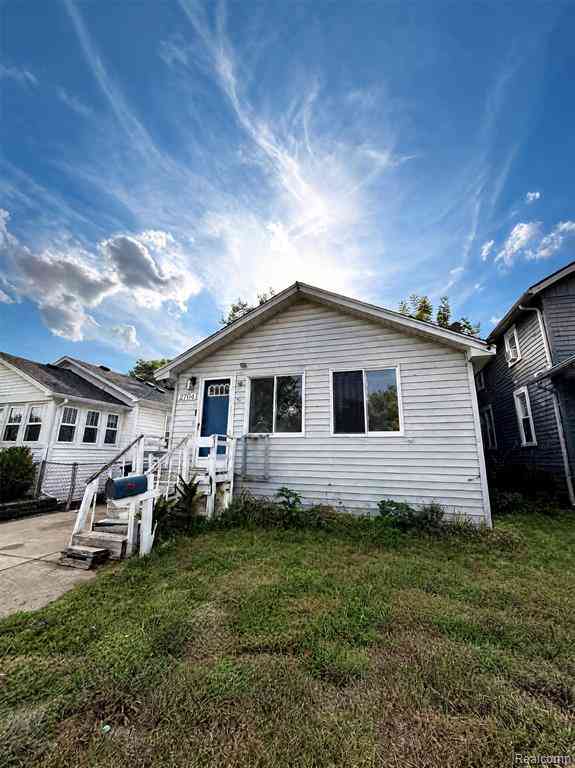 Homes For Sale - 2704 2nd Street <br/> Westland, MI 48186