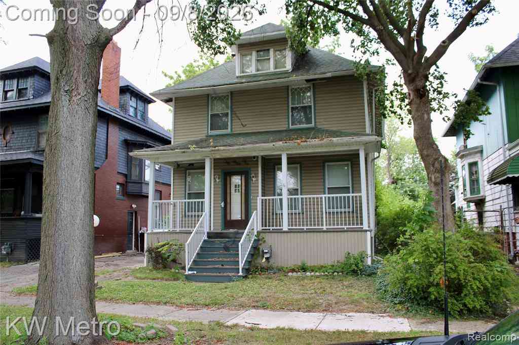 Homes For Sale - 245 Woodland Street <br/> Detroit, MI 48202