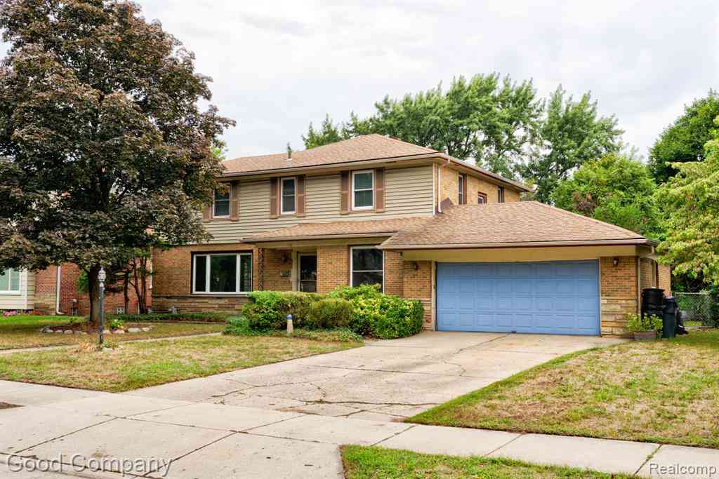 Homes For Sale - 10 Millington Road <br/> Oakland County, Pleasant Ridge, MI 48069