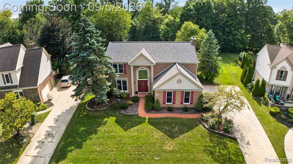 Homes For Sale - 48323 Red Run Drive <br/> Canton, MI 48187