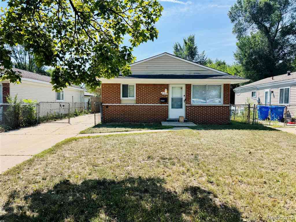 Homes For Sale - 2184 Garrick Avenue <br/> Macomb County, Warren, MI 48091