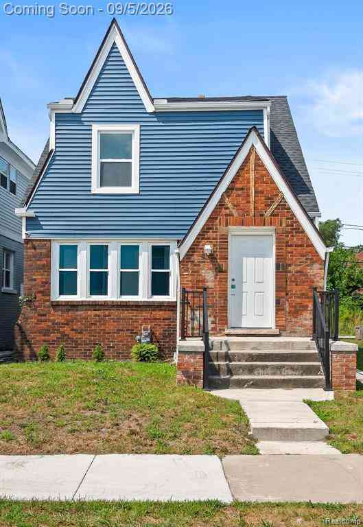 Homes For Sale - 16217 Woodingham Drive <br/> Detroit, MI 48221