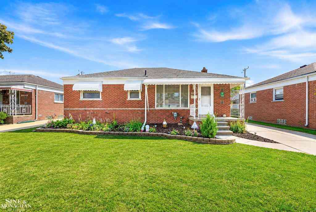 Homes For Sale - 29242 Joan Street <br/> Macomb County, Saint Clair Shores, MI 48081