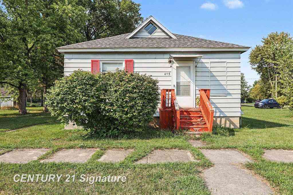 Homes For Sale - 415 E Belle Avenue <br/> Saint Charles, MI 48655