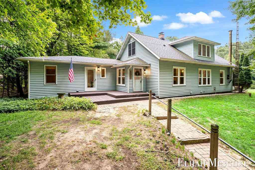 Homes For Sale - 531 Judson Road <br/> Muskegon County, Norton Shores, MI 49456