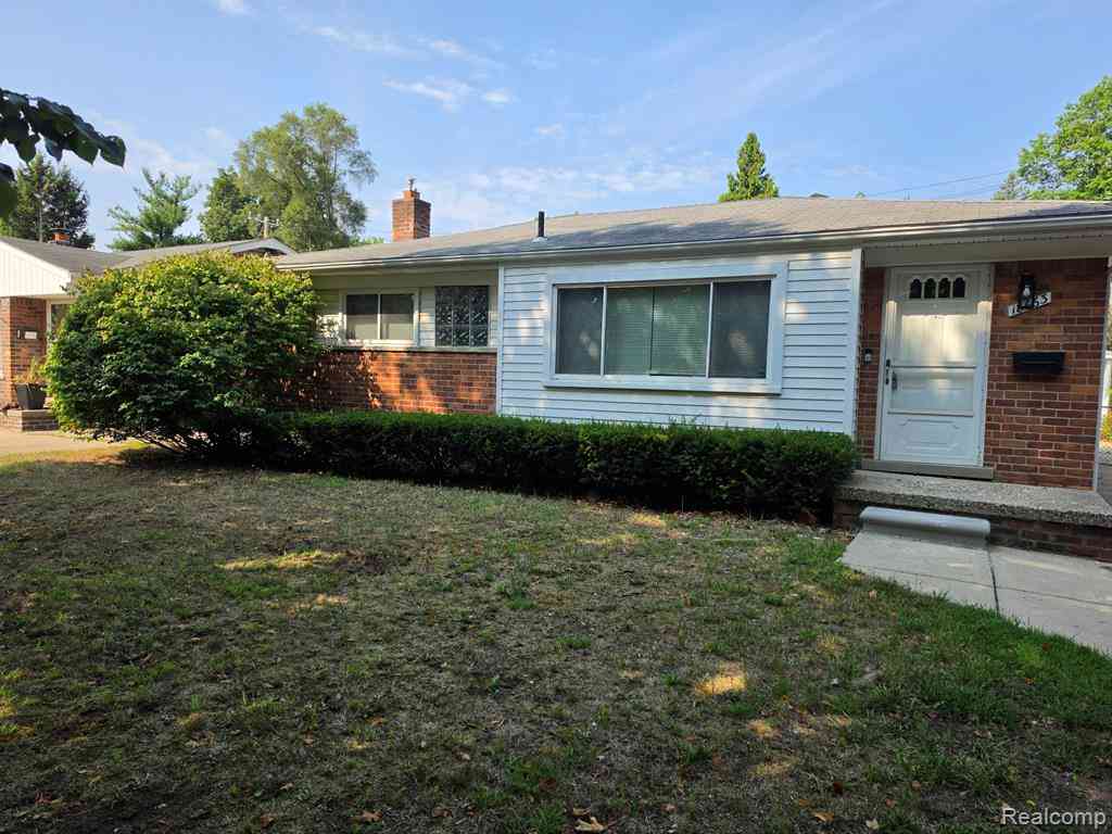 Homes For Rent - 18663 Lexington  <br/> Redford, MI 48240