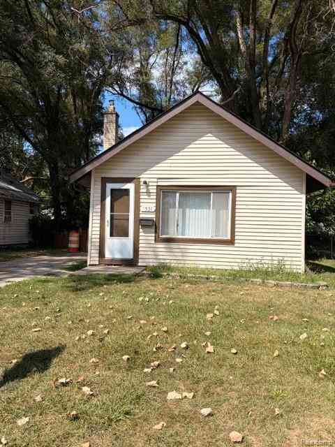 Homes For Sale - 1531 E Evelyn Avenue <br/> Oakland County, Hazel Park, MI 48030